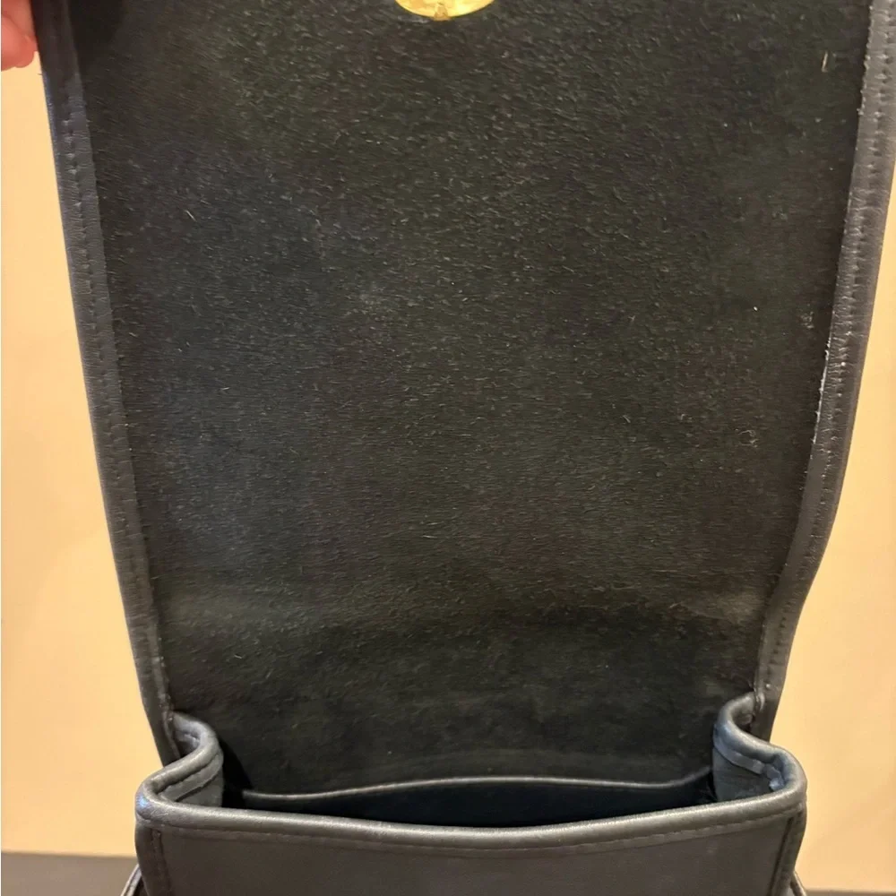 Coach Vintage Compact Pouch Crossbody F4B-9620 - Picture 4 of 6